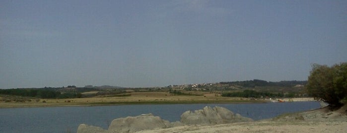 Praia Fluvial da Fraga da Pegada is one of locais.