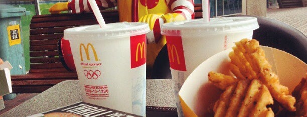 McDonald's & McCafé is one of Makan @ Melaka/N9/Johor #4.