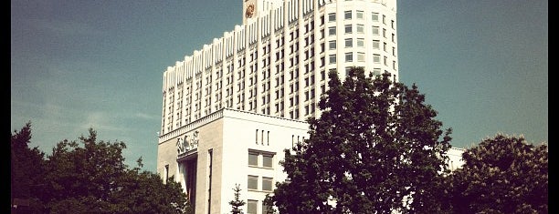 Площадь Свободной России is one of Шоссе, проспекты, площади и набережные Москвы.