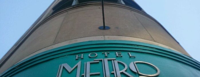 Hotel Metro is one of Kimberly'in Kaydettiği Mekanlar.