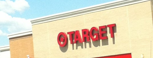 Target is one of Madiさんのお気に入りスポット.