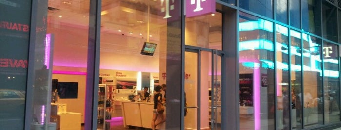 T-Mobile is one of Tempat yang Disukai S👄.
