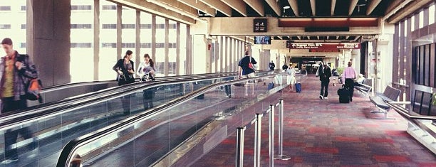 Aeroporto Internacional da Filadélfia (PHL) is one of Airports (around the world).