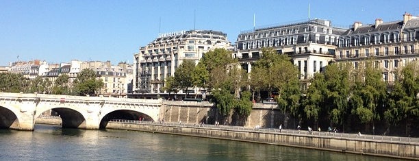 La Seine is one of France.