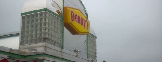 Denny's is one of Lugares favoritos de Rick.