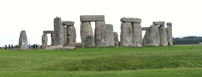Stonehenge is one of Great Spots Around the World.