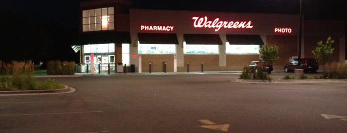 Walgreens is one of Tempat yang Disukai Hannah.