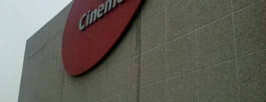 Cinemex is one of Orte, die Pedro gefallen.