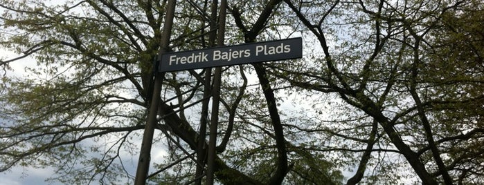Fredrik Bajers Plads is one of Plaza-sightseeing i København.