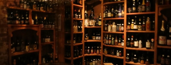 Brick Store Pub is one of Jezebel Magazine's 100 Best Restaurants 2012.