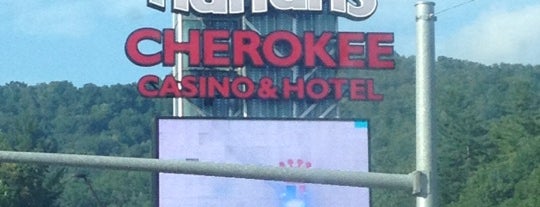 Harrah's Cherokee Casino & Hotel Parking Decks is one of Tempat yang Disukai Jordan.
