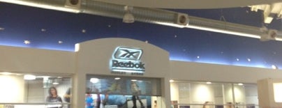 Reebok Outlet is one of tonatiuhさんのお気に入りスポット.