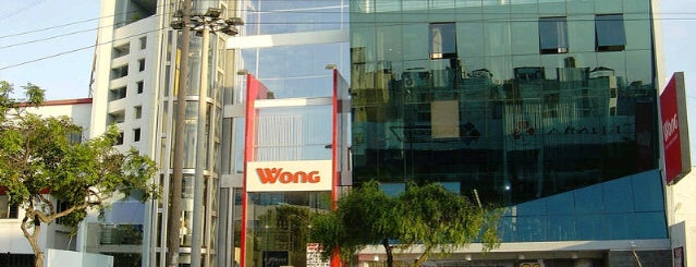 Wong is one of Av. Larco.