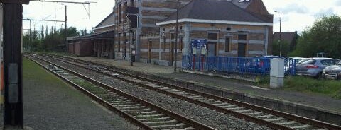 Gare de Jemeppe-sur-Sambre is one of SNCB.