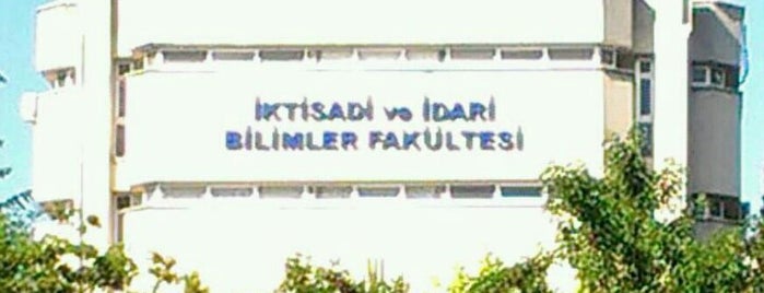 İktisadi ve İdari Bilimler Fakültesi is one of สถานที่ที่ Onur ถูกใจ.