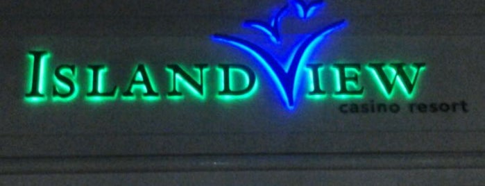 Island View Casino Resort is one of Lugares favoritos de Frank.