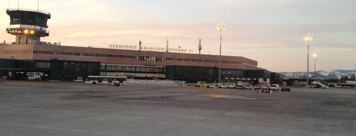 Aeropuerto de Bolonia (BLQ) is one of Dai colli a Piazza Grande Badge #4sqcities.