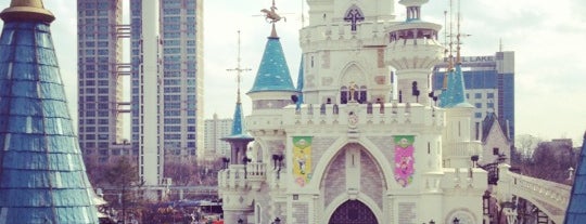 Lotte World Adventure is one of Guide to SEOUL(서울)'s best spots(ソウルの観光名所).