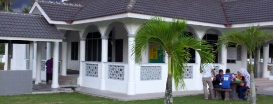 Masjid Kampung Lamir is one of Masjid & Surau, MY #1.