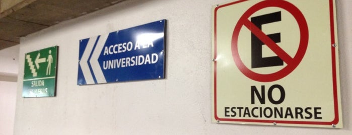 Estacionamiento is one of Universidad Panamericana.