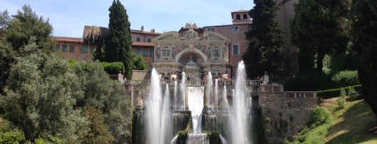 Villa d'Este is one of Italy.