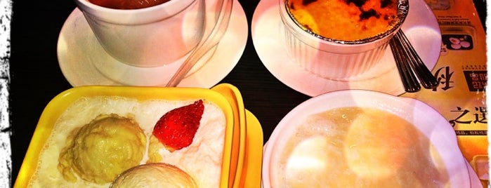 Honeymoon Dessert 滿記甜品 is one of Hong kong to do.