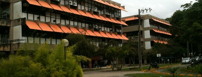 ICB - Instituto de Ciências Biológicas is one of Campus.
