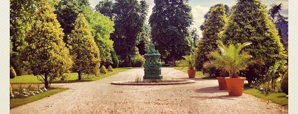 Jardin des Plantes is one of Orléans.