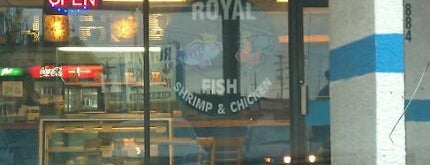 Royal Chicken And Fish is one of Lugares favoritos de David.