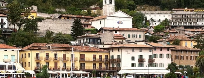 Porto di Limone is one of Lugares favoritos de Sandybelle.