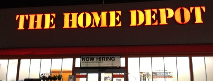 The Home Depot is one of Jeff 님이 좋아한 장소.