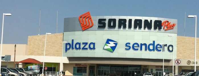 Plaza Sendero is one of Orte, die Ricardo gefallen.