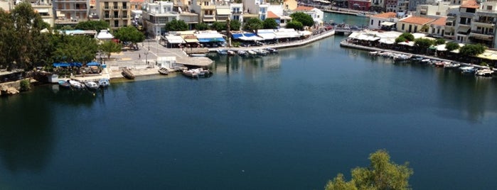 Lake Voulismeni is one of MY FAVORITES.