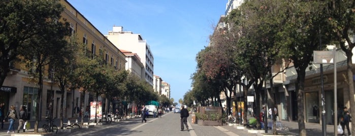 Corso Umberto I is one of Things To do In Italy.