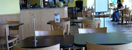 Tropical Smoothie Café is one of สถานที่ที่ Joey ถูกใจ.