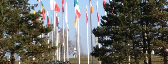 European Commission (JMO Building) is one of Posti che sono piaciuti a Helena.