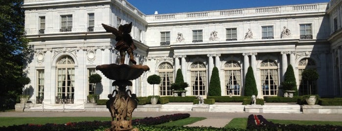 Rosecliff Mansion is one of Newport RI Anniversary Weekend.