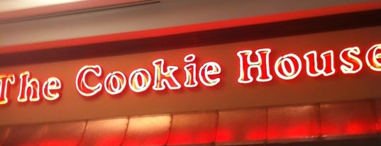 The Cookie House is one of Lieux sauvegardés par Kimmie.