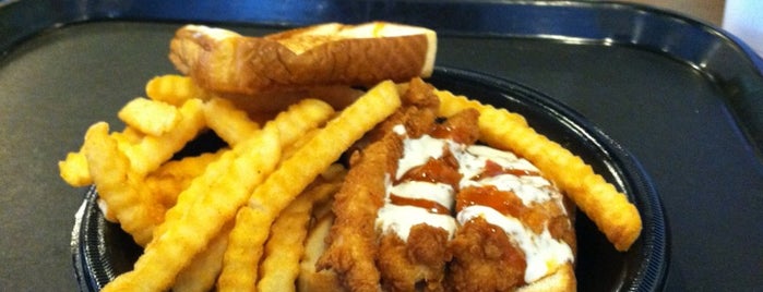 Zaxby's Chicken Fingers & Buffalo Wings is one of Need To Go To Places!!.