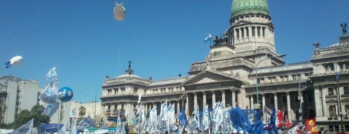 Plaza del Congreso is one of Buenos Aires Tour.
