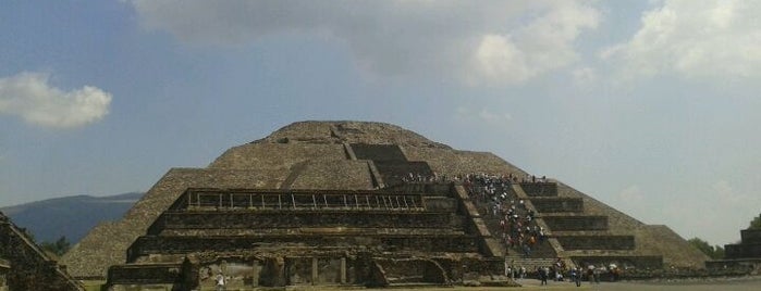 Zona Arqueológica de Teotihuacán is one of Landmarks.