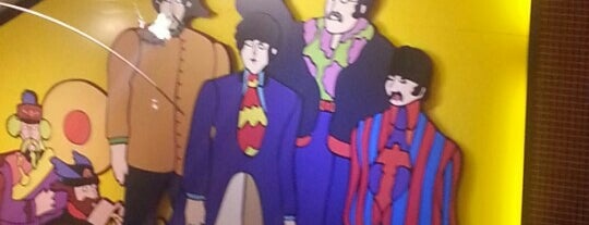 Yellow Submarine is one of Centro.