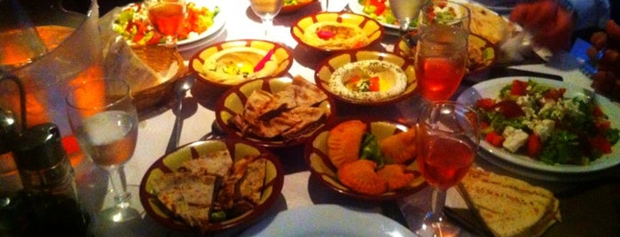 Mezze du Liban is one of Manger dans le quartier.