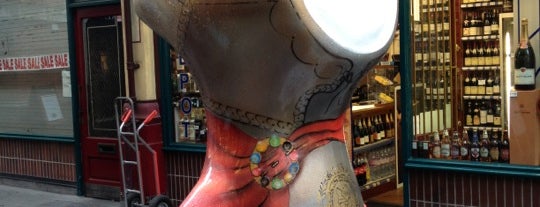 Londinium Wenlock is one of Yellow Olympic Discovery Trail.