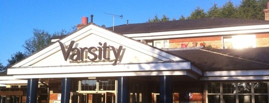 The Varsity is one of Tempat yang Disukai Carl.