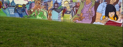 Graffiti Wall is one of Eat, Play, Love DC.