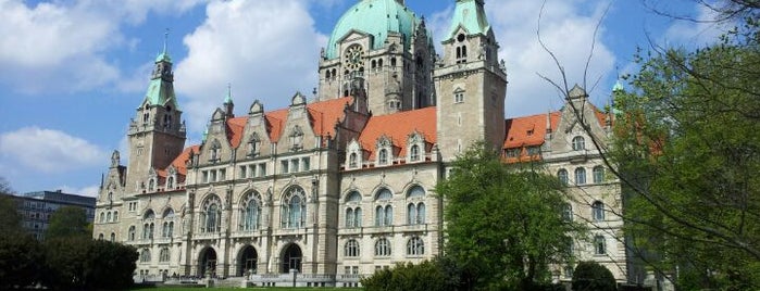 Neues Rathaus is one of Deutschland - Sehenswürdigkeiten.