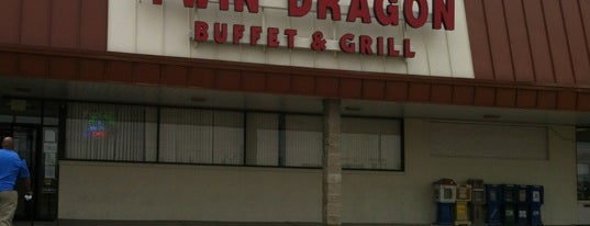 Twin Dragon Buffet & Grill is one of สถานที่ที่ Mark ถูกใจ.