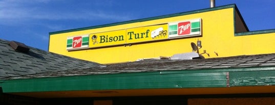 The Bison Turf is one of Orte, die Rachel gefallen.