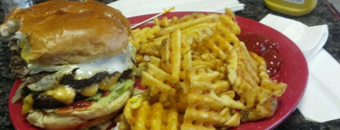 Famous Hamburger is one of North Campus Noms.